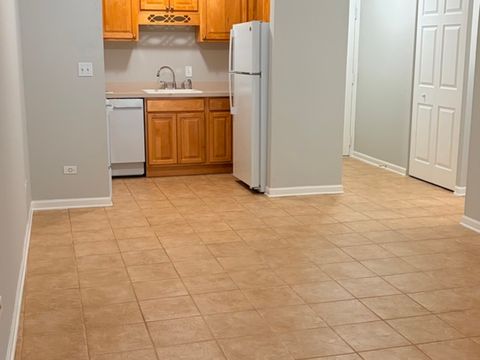 Tiny photo for 310 Lathrop Avenue #307, Forest Park, IL 60130 (MLS # 12493505)