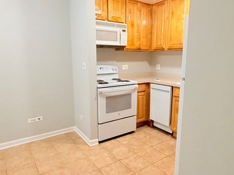 Tiny photo for 310 Lathrop Avenue #307, Forest Park, IL 60130 (MLS # 12493505)