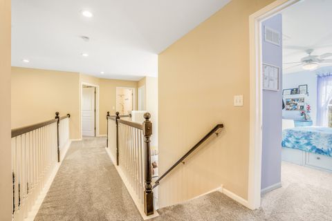 Tiny photo for 104 Cottonwood Drive, Streamwood, IL 60107 (MLS # 12496960)