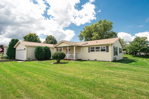 Tiny photo for 332 Palomino Court, Grayslake, IL 60030 (MLS # 12758110)