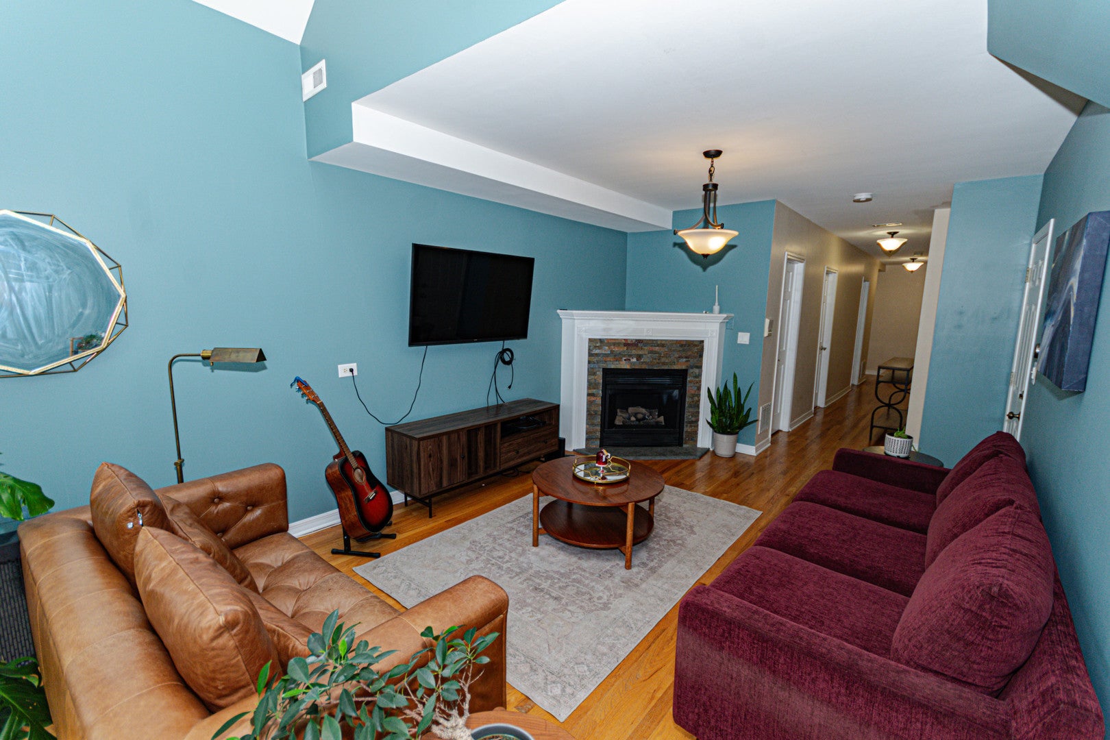 1325 W George Street 3