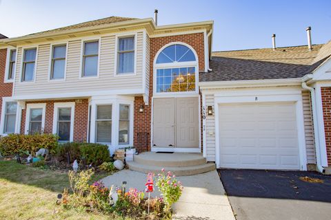 A home in Elk Grove Village