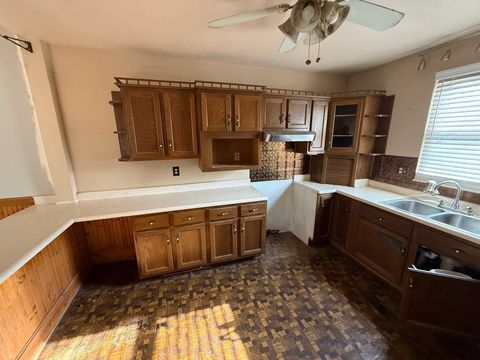 Tiny photo for 209 N Benton Street, New Athens, IL 62264 (MLS # 12604606)