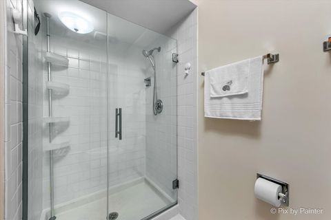 Tiny photo for 690 Yorkshire Lane, Des Plaines, IL 60016 (MLS # 12481979)