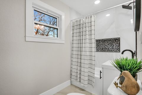 Tiny photo for 38323 N 3rd Avenue, Spring Grove, IL 60081 (MLS # 12529104)