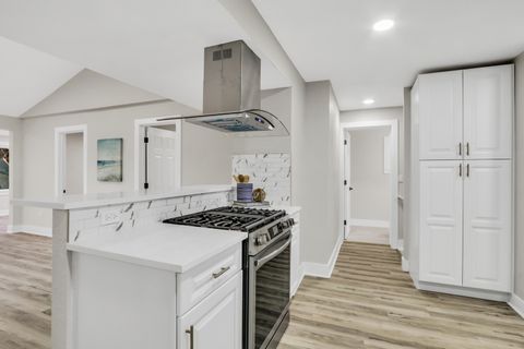 Tiny photo for 38323 N 3rd Avenue, Spring Grove, IL 60081 (MLS # 12529104)