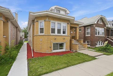 Tiny photo for 1414 S 60th Court, Cicero, IL 60804 (MLS # 12716262)