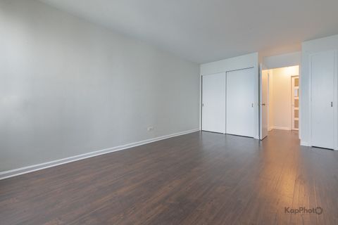 Tiny photo for 6030 N Sheridan Road #2108, Chicago, IL 60660 (MLS # 12476489)