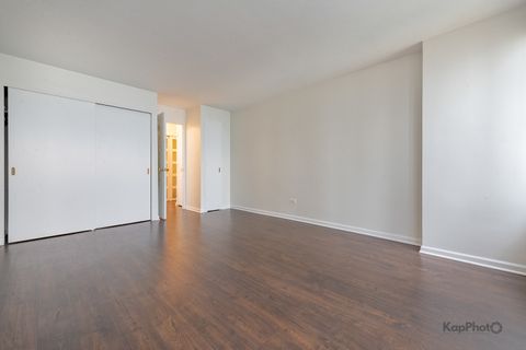 Tiny photo for 6030 N Sheridan Road #2108, Chicago, IL 60660 (MLS # 12476489)