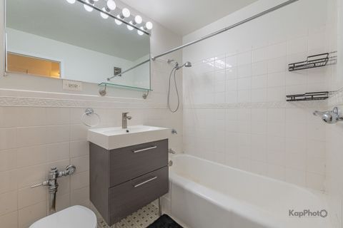 Tiny photo for 6030 N Sheridan Road #2108, Chicago, IL 60660 (MLS # 12476489)