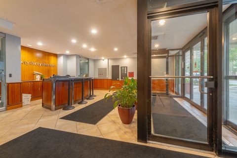 Tiny photo for 6030 N Sheridan Road #2108, Chicago, IL 60660 (MLS # 12476489)
