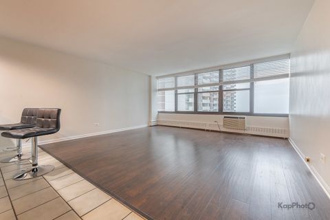 Tiny photo for 6030 N Sheridan Road #2108, Chicago, IL 60660 (MLS # 12476489)
