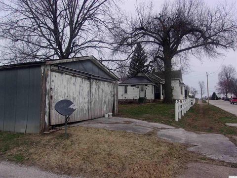 Tiny photo for 740 S 14th St, Quincy, IL 62301 (MLS # 12591801)