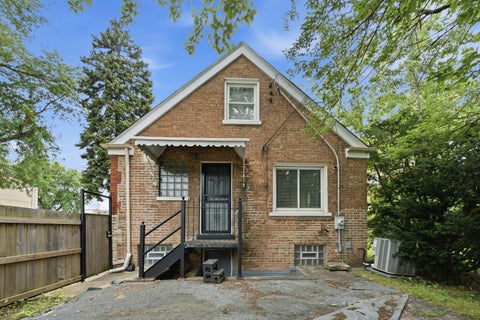 Tiny photo for 8559 S Phillips Avenue, Chicago, IL 60617 (MLS # 12741849)
