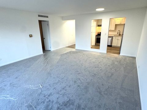 Tiny photo for 5001 Carriageway Drive #215, Rolling Meadows, IL 60008 (MLS # 12451777)