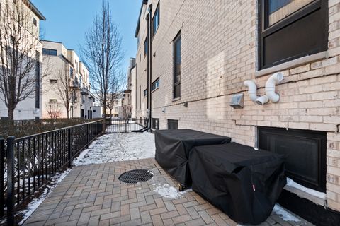 Tiny photo for 2245 N rockwell Street, Chicago, IL 60647 (MLS # 12550748)