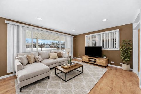 Tiny photo for 4640 188TH Street, Country Club Hills, IL 60478 (MLS # 12585624)