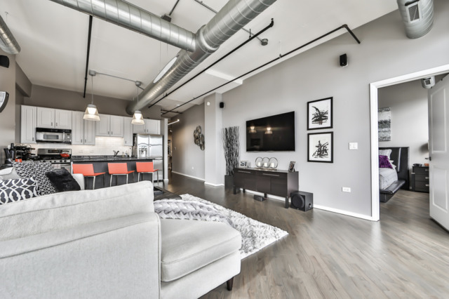 6 S Laflin Street 713