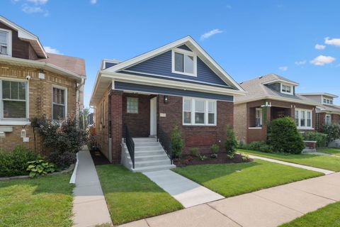 Tiny photo for 2733 Wesley Avenue, Berwyn, IL 60402 (MLS # 12379360)