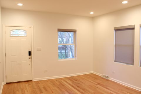 Tiny photo for 9526 S Claremont Avenue, Chicago, IL 60643 (MLS # 12627835)