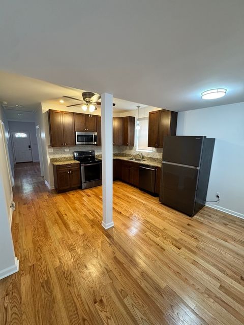 Tiny photo for 9526 S Claremont Avenue, Chicago, IL 60643 (MLS # 12627835)