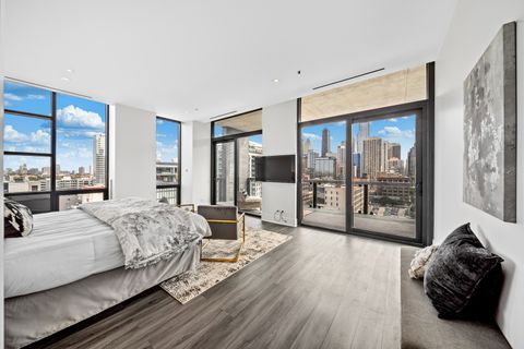 Tiny photo for 400 W Huron Street #1001, Chicago, IL 60654 (MLS # 12555845)