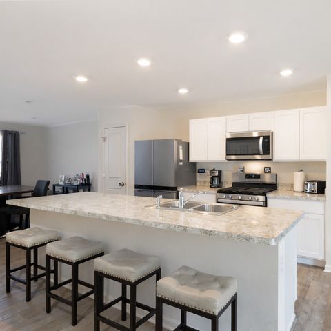 Tiny photo for 818 Briar Glen Court, Hampshire, IL 60140 (MLS # 12599115)