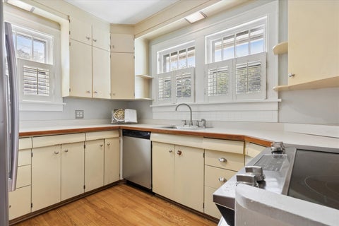 Tiny photo for 808 Howard Street, Wheaton, IL 60187 (MLS # 12781157)
