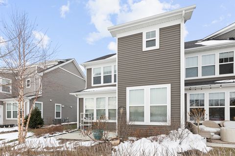 Tiny photo for 573 Watercress Drive, Aurora, IL 60504 (MLS # 12541749)