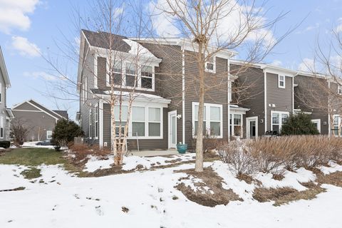 Tiny photo for 573 Watercress Drive, Aurora, IL 60504 (MLS # 12541749)