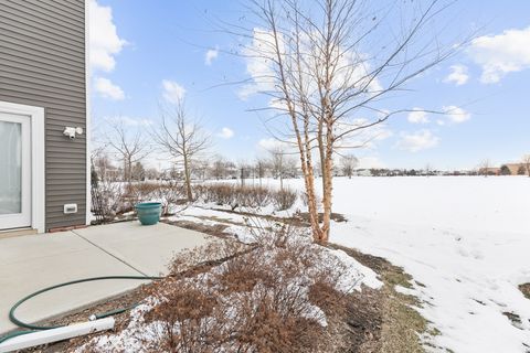 Tiny photo for 573 Watercress Drive, Aurora, IL 60504 (MLS # 12541749)