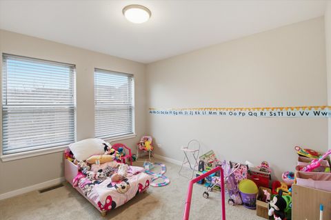 Tiny photo for 830 E Bowen Avenue #2A, Chicago, IL 60653 (MLS # 12579036)