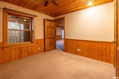 Tiny photo for 221 Poplar Lake Road, Makanda, IL 62958 (MLS # EB459088)