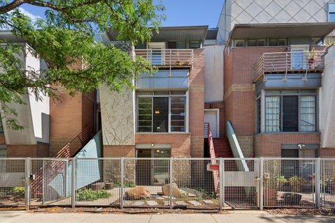 Photo of 1901 S Clark Street #B, Chicago, IL 60616 (MLS # 12752323)