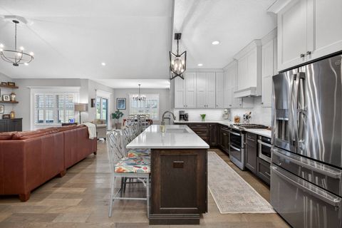 Tiny photo for 5912 Pigeon Creek Road, Bettendorf, IA 52722 (MLS # 12595744)