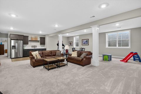 Tiny photo for 5912 Pigeon Creek Road, Bettendorf, IA 52722 (MLS # 12595744)