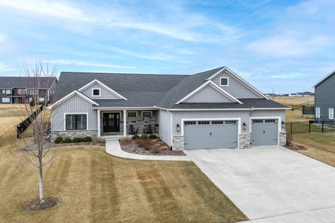 Tiny photo for 5912 Pigeon Creek Road, Bettendorf, IA 52722 (MLS # 12595744)