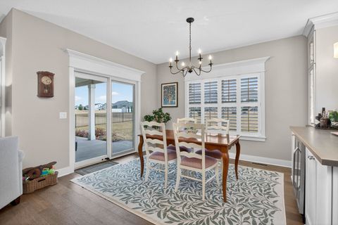 Tiny photo for 5912 Pigeon Creek Road, Bettendorf, IA 52722 (MLS # 12595744)