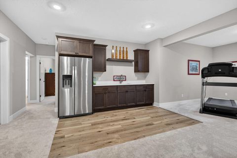 Tiny photo for 5912 Pigeon Creek Road, Bettendorf, IA 52722 (MLS # 12595744)