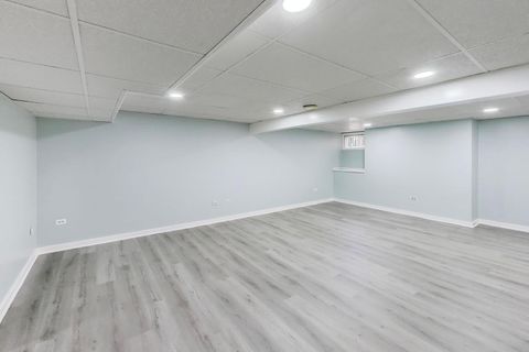 Tiny photo for 57 Chestnut Avenue, Clarendon Hills, IL 60514 (MLS # 12588845)