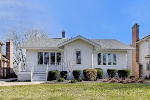 57 Chestnut Avenue Clarendon Hills IL 60514