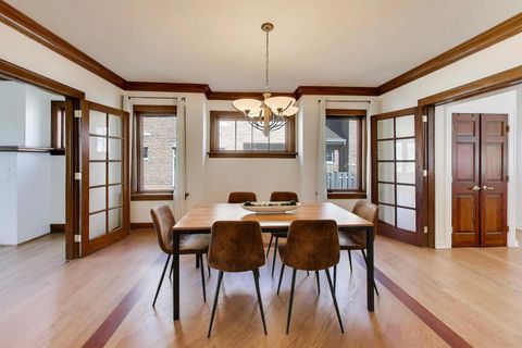 Tiny photo for 57 Chestnut Avenue, Clarendon Hills, IL 60514 (MLS # 12588845)