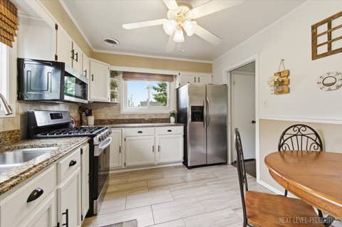 Tiny photo for 7528 Churchill Street, Morton Grove, IL 60053 (MLS # 12663131)