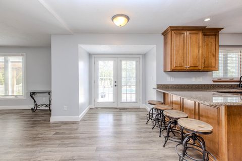 Tiny photo for 301 Lake Shore Circle, Bloomington, IL 61704 (MLS # 12596310)