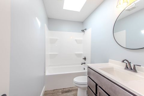 Tiny photo for 301 Lake Shore Circle, Bloomington, IL 61704 (MLS # 12596310)