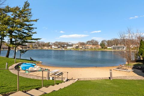 Tiny photo for 1 N Dee Road #1C, Park Ridge, IL 60068 (MLS # 12606878)