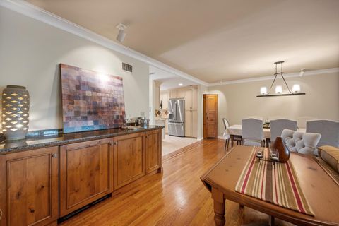 Tiny photo for 1 N Dee Road #1C, Park Ridge, IL 60068 (MLS # 12606878)