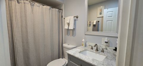 Tiny photo for 10467 DEARLOVE Road #6, Glenview, IL 60025 (MLS # 12567065)