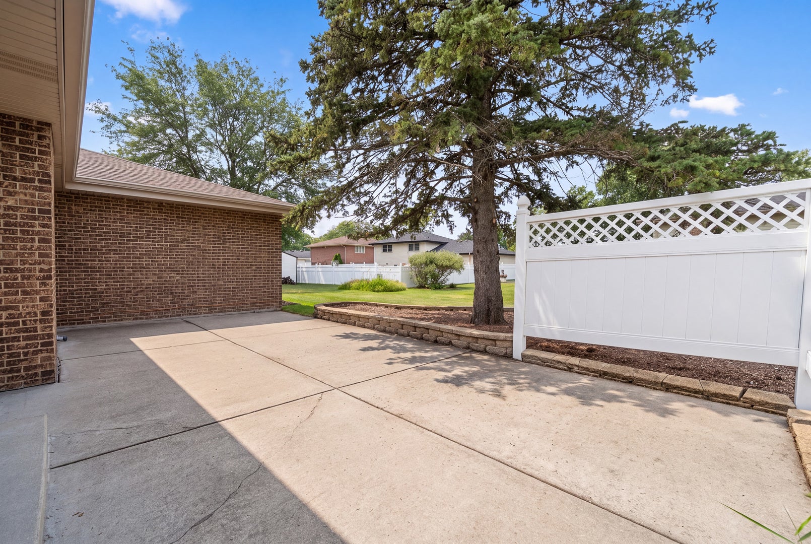 15360 Orchid Court