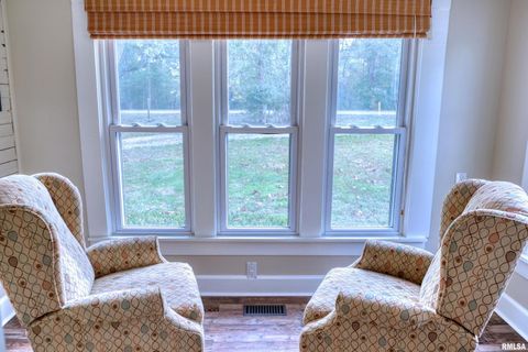 Tiny photo for 6873 Old Highway 13 Highway, Carbondale, IL 62901 (MLS # EB460318)